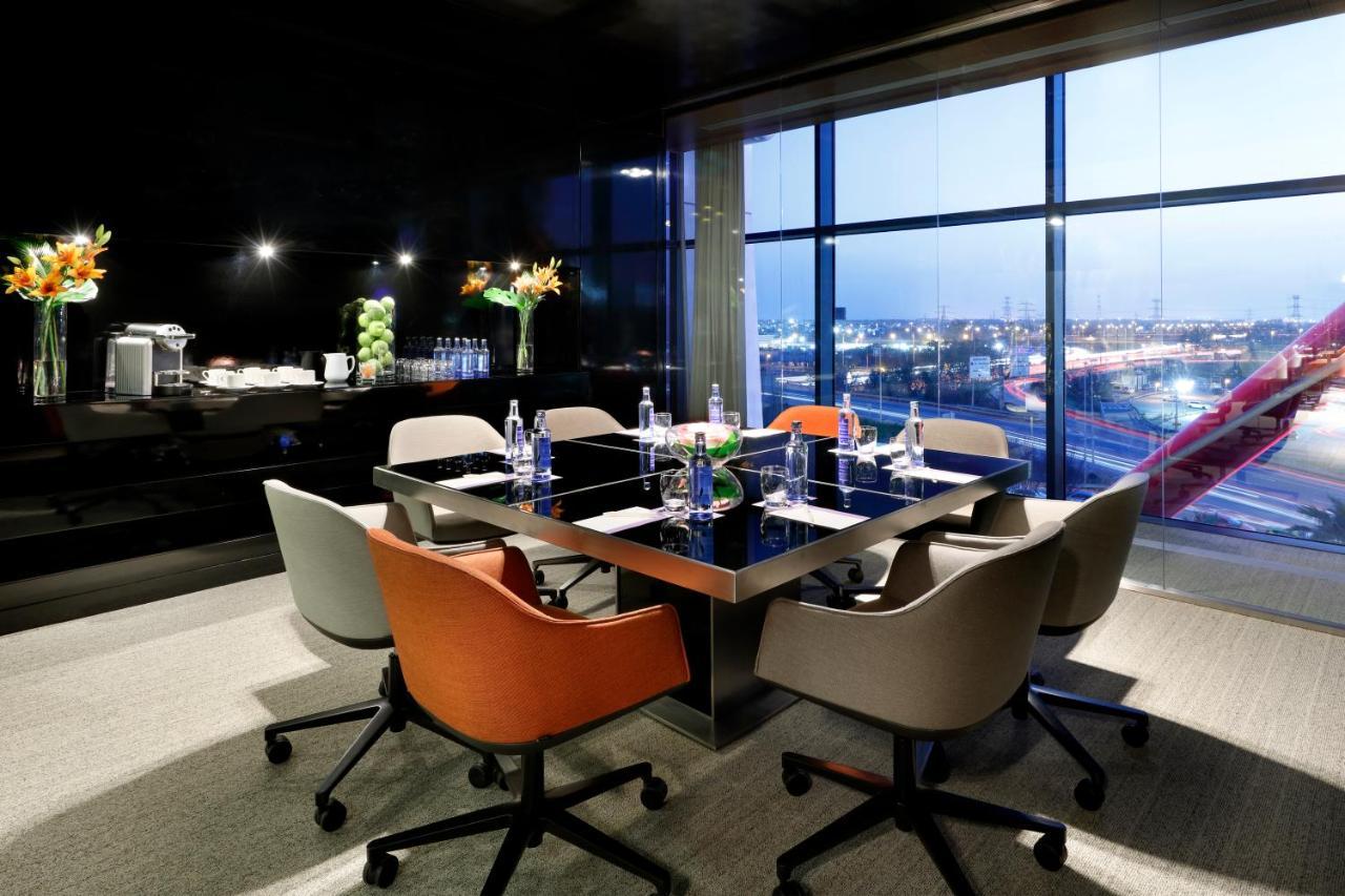 Deluxe King Room Panoramic View High Floor or Club Access